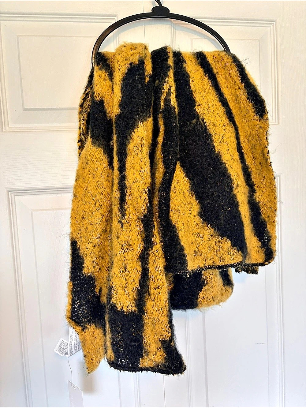 Yellow & Black Striped Chunky Scarf New!